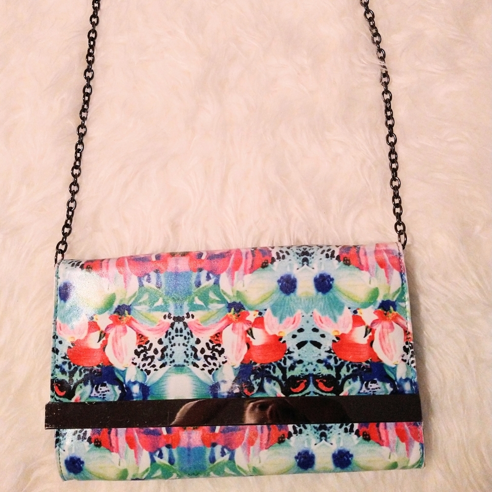 Steve Madden envelope shoulder purse clutch